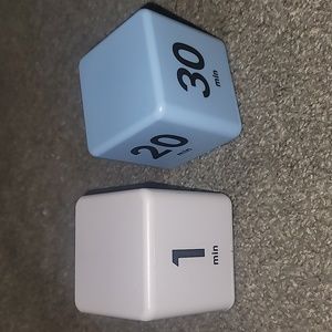 2 Pieces Cube - Gravity Sensor Flip Timers for Productivity